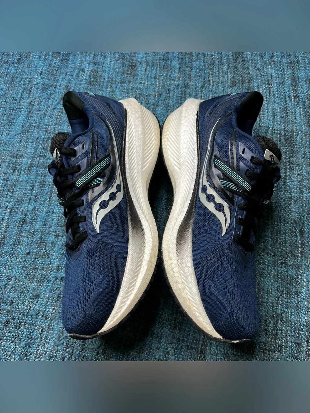 Saucony Triumph 20 Running Shoes in Twilight Blue Black Men's Size 8.5 Sneakers